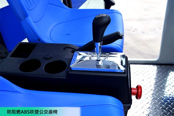 四輪電動(dòng)巡邏車